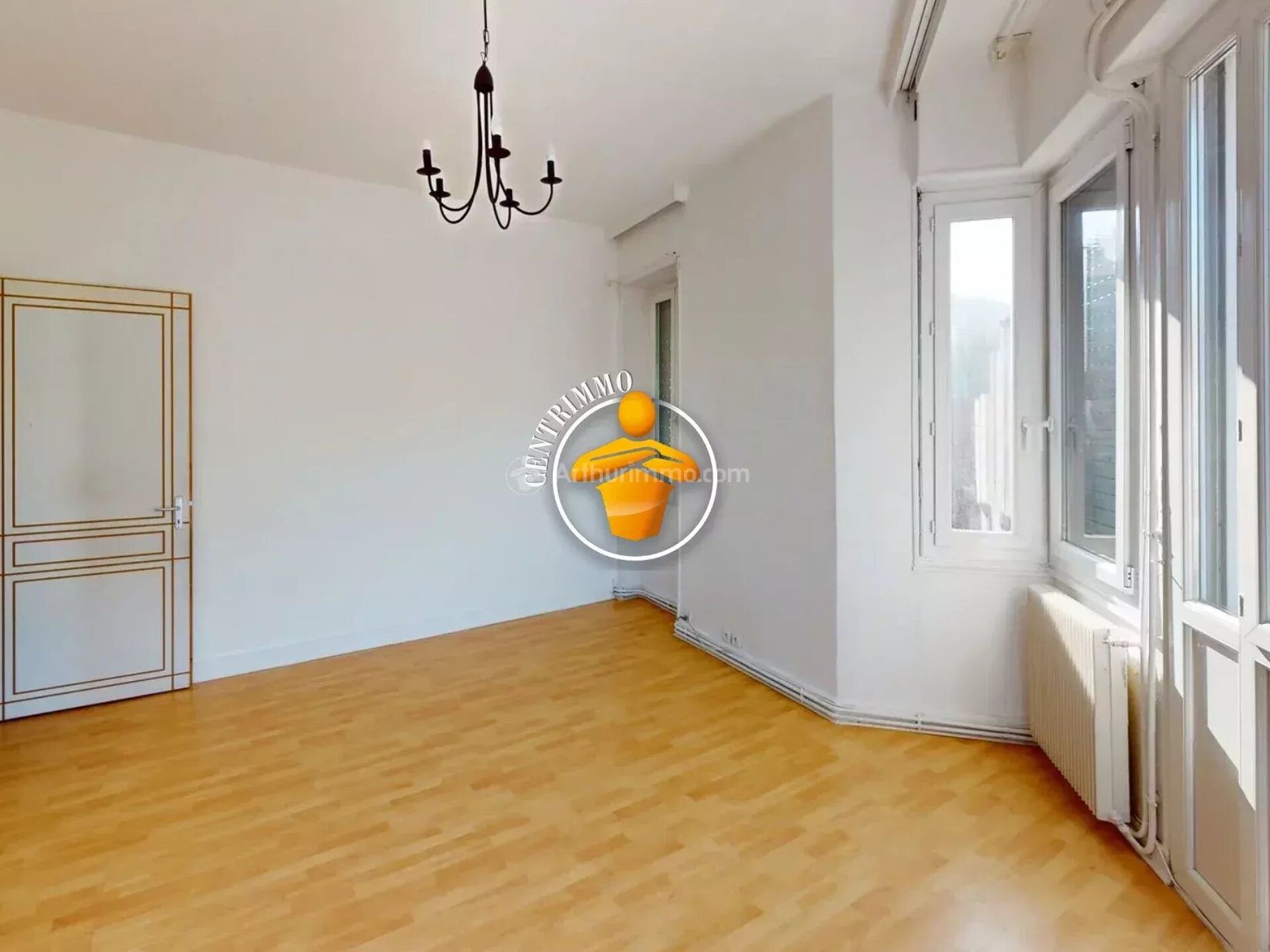 Appartement 3 pièces 68 m² · à Pont-Évêque · 68 m² · 110 000 €
