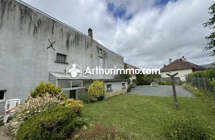 Maison de 110m² avec dépendance et garage — photo 2