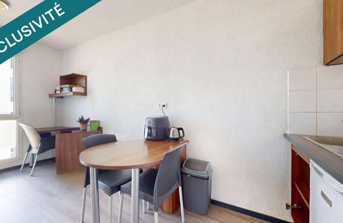 APPARTEMENT 1 PIECE - BRON — photo 2