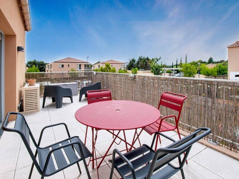 Bel appartement T2 récent de 47m2 avec terrasse et parking — photo 1