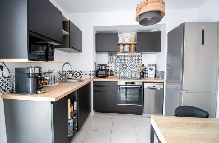 Bel appartement T2 récent de 47m2 avec terrasse et parking — photo 5