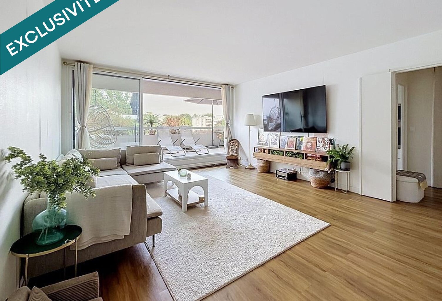 Appartement familial de 88 m²  avec sa vue exceptionnelle en plein coeur du Parc des Coudrays — photo 1