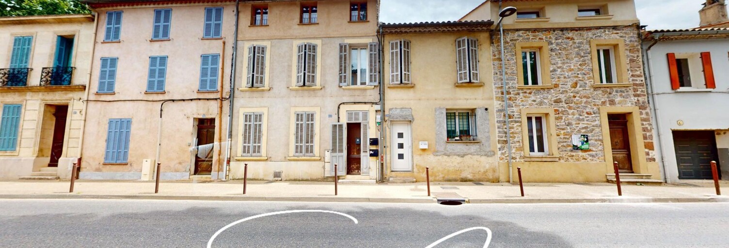Immeuble  180 m² à vendre à Gonfaron (83590)