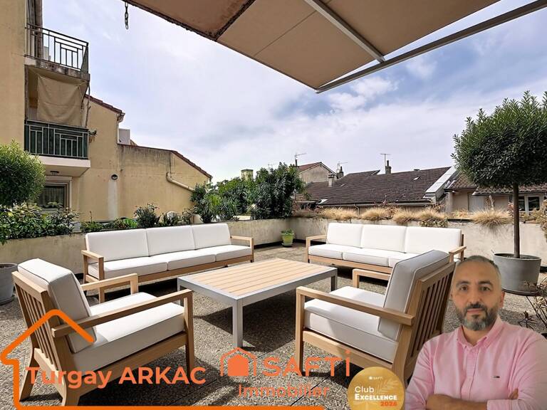 Grand appartement en duplex inversé avec Terrasse — photo 1
