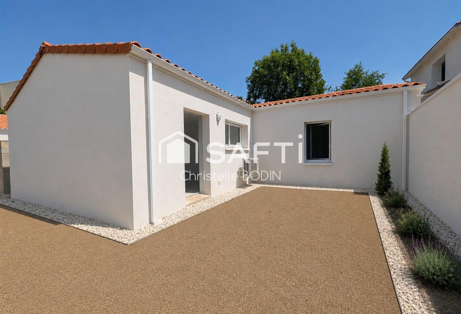 Maison neuve de plain-pied avec jardin  et stationnement Aytré disponible de suite. — photo 1
