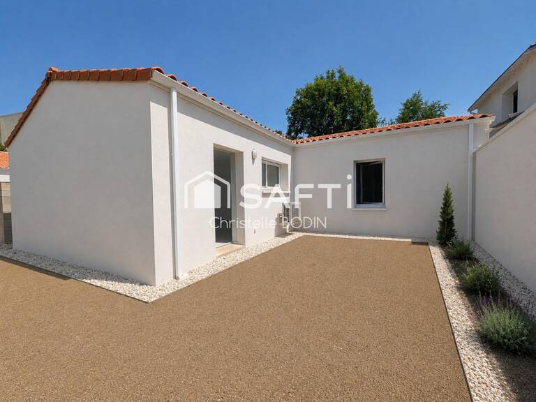 Maison neuve de plain-pied avec jardin  et stationnement Aytré disponible de suite. — photo 1