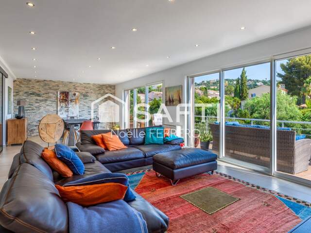 villa contemporaine aux Issambres plage à pied, belles prestations — photo du bien