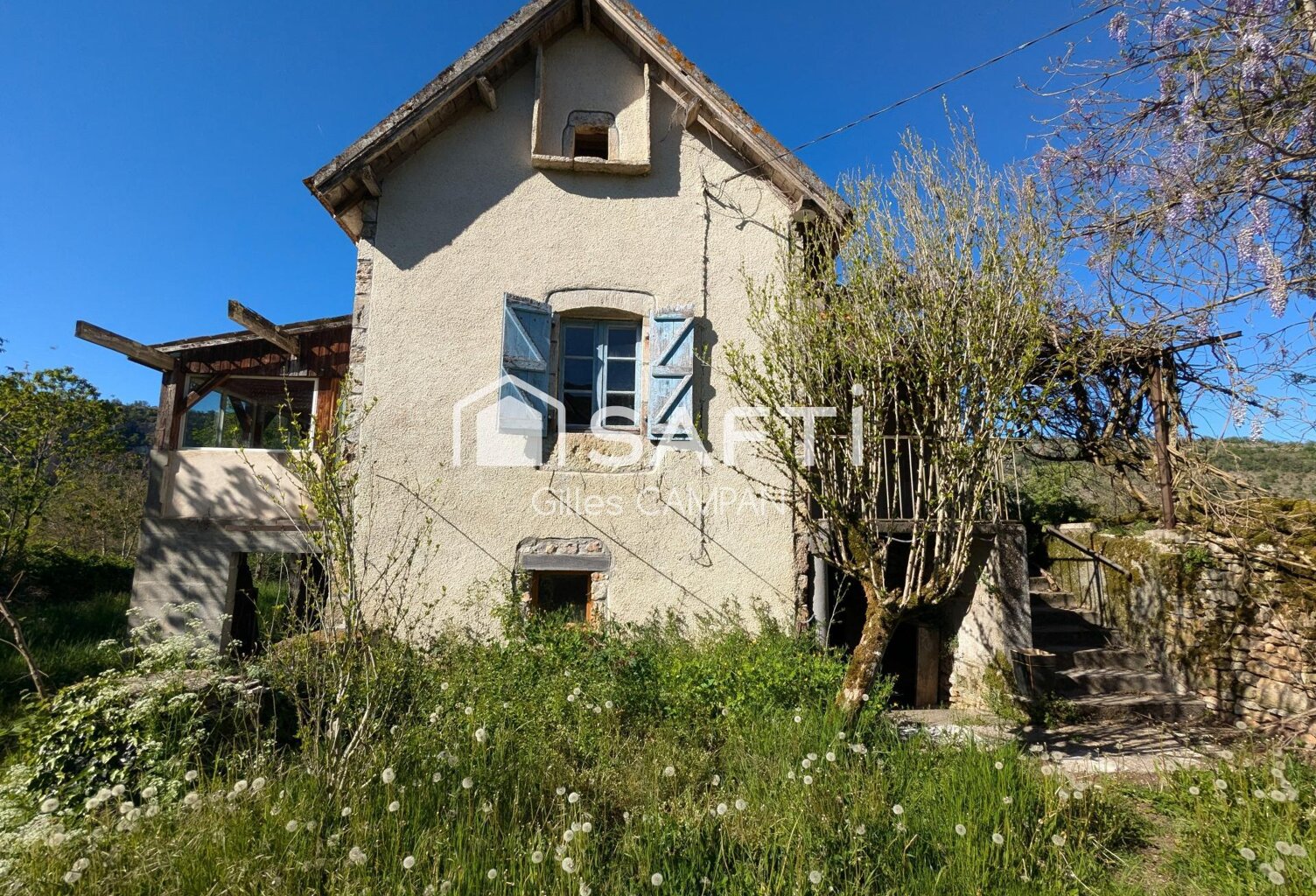 Charmante maison ancienne à finir de restaurer. — photo 1