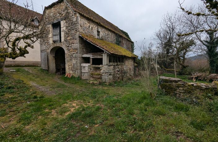 Charmante maison ancienne à finir de restaurer. — photo 4