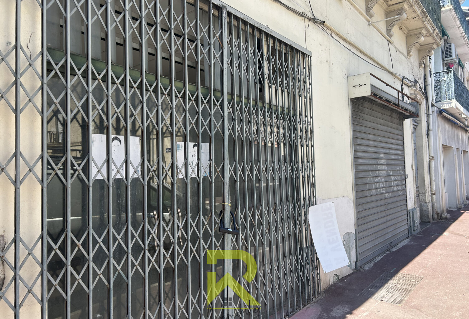 Béziers centre ville local commercial de 160m2 sur une avenu — photo 1