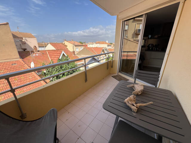 STUDIO PROCHE CENTRE ET PLAGE — photo du bien