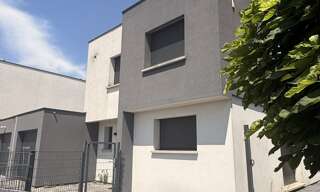 Maison 5 Pièces 100 m² à vendre à Village-Neuf (68128)