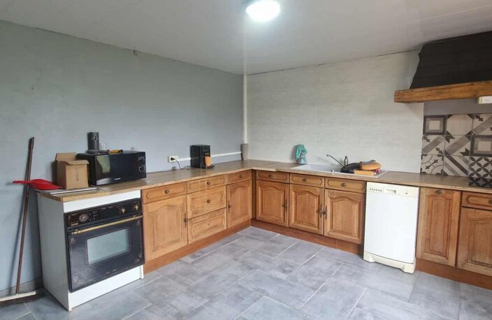 Vente Maison/villa 5 pièces — photo 2