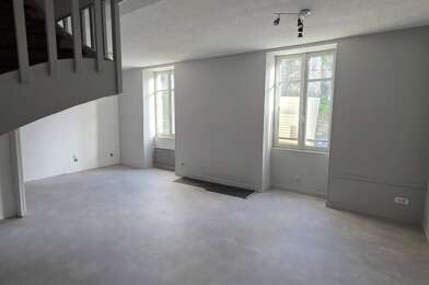 Appartement 4 pièces 950 €