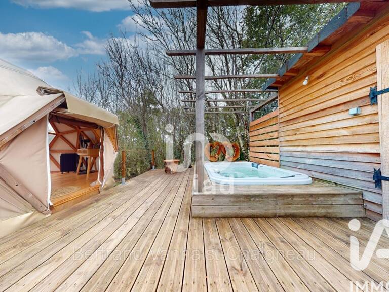 Vente Immeuble 101 m&sup2; — photo 1