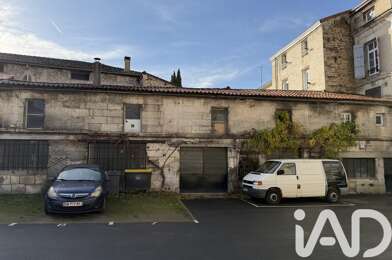 Immeuble  111900 €