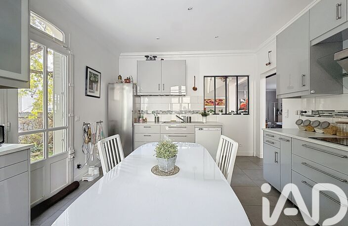 Vente Maison traditionnelle 7 pièces — photo 4