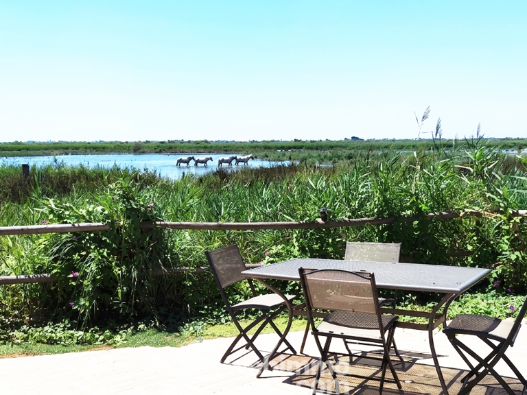 Appartement - 107m² - Saintes-Maries-de-la-Mer — photo 1