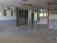 Vente Local d'activités 250 m&sup2; — photo 2