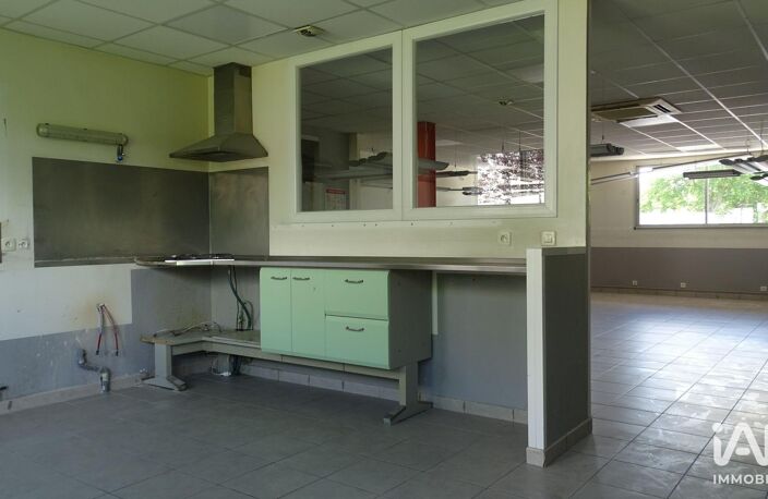 Vente Local d'activités 250 m&sup2; — photo 4
