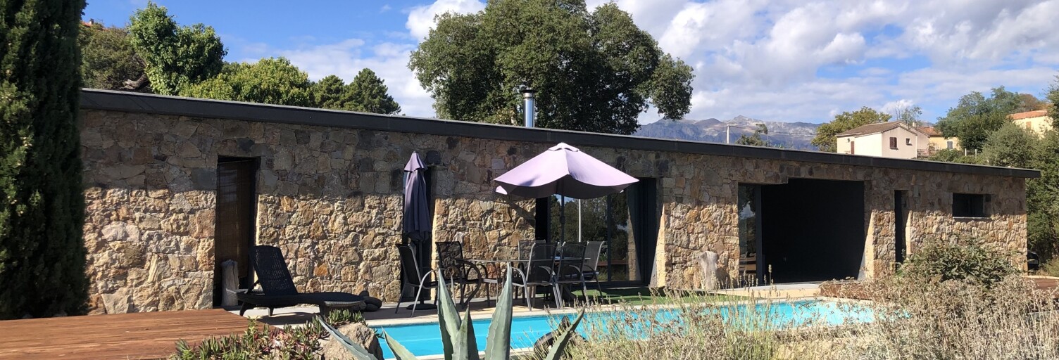 Maison 4 Pièces 105 m² à vendre à Sari-Solenzara (20145)