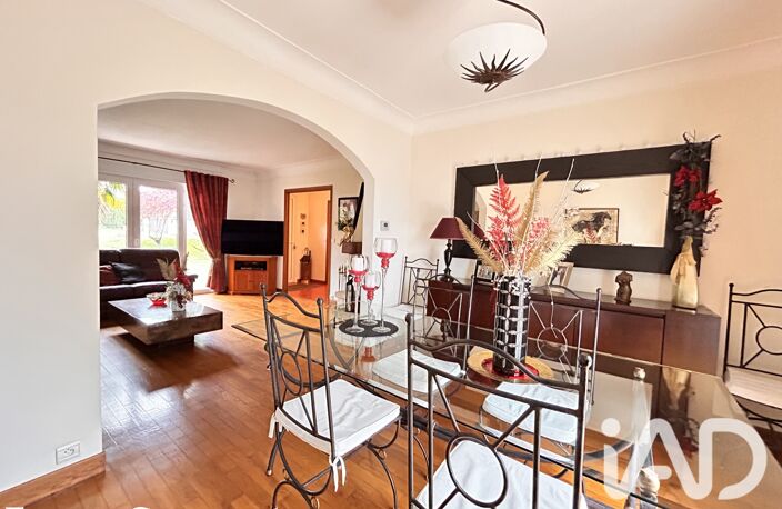 Vente Maison/villa 7 pièces — photo 2