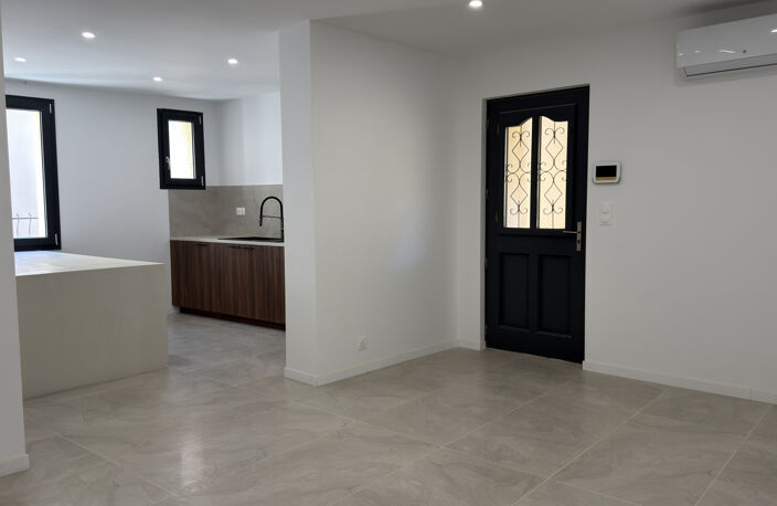 Maison de village rénovée à deux pas des commerces — photo 3