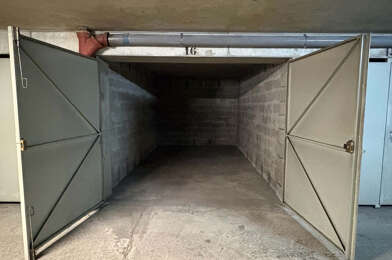 Garage  32000 €