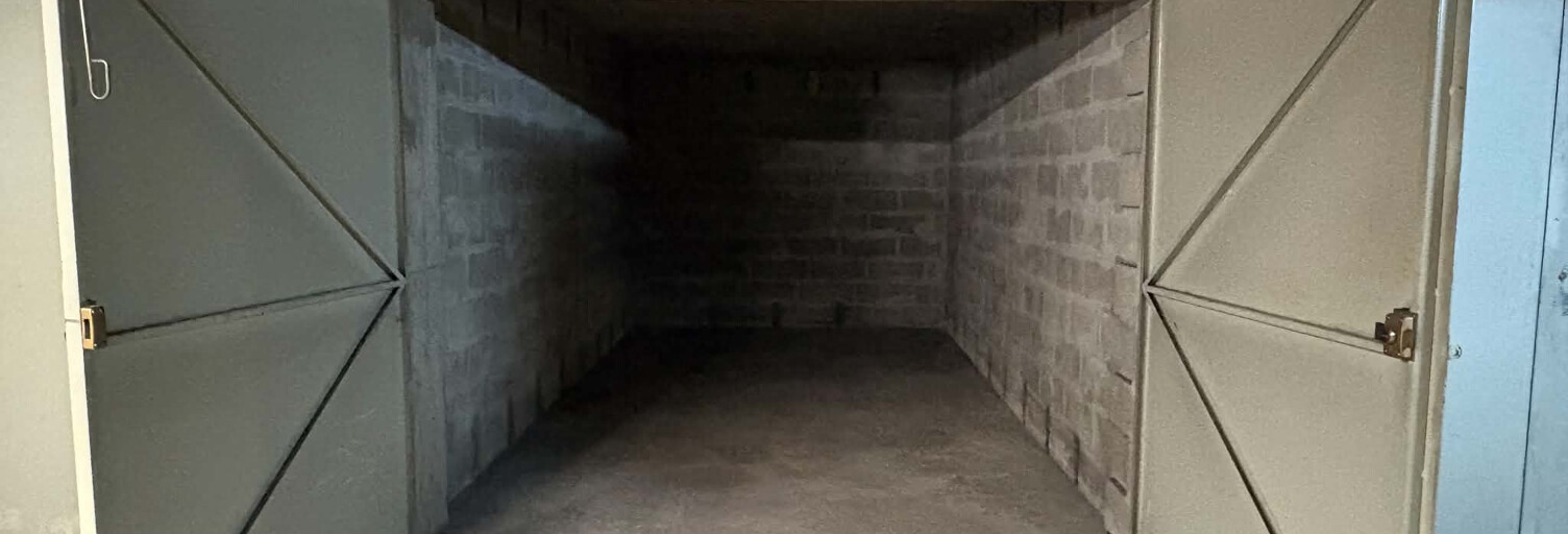 Garage   m² à vendre à Clamart (92140)