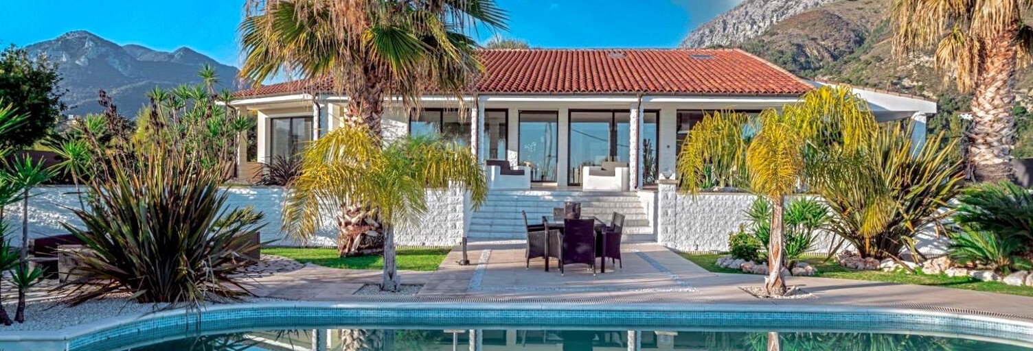 Maison 5 Pièces 177 m² à vendre à Menton (06500)