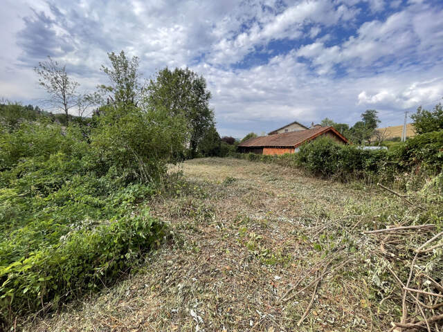 Terrain constructible — photo du bien