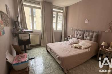 Appartement 5 pièces 165000 €
