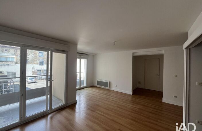 Location Appartement 3 pièces — photo 2