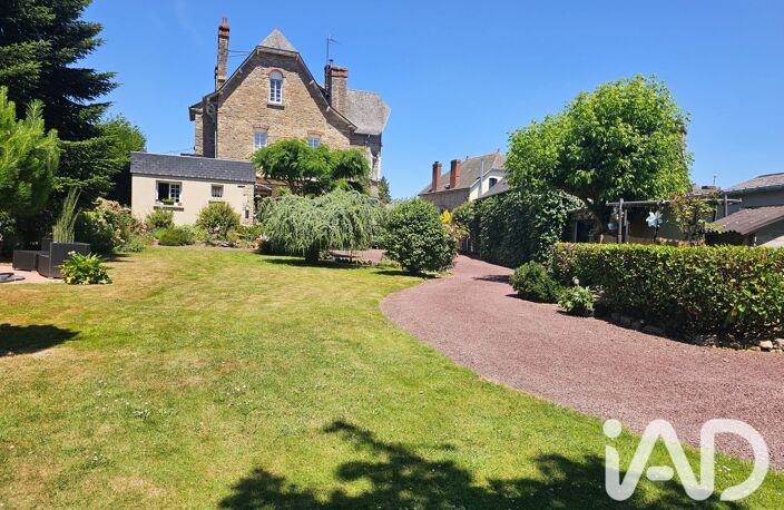 Vente Maison/villa 10 pièces — photo 2