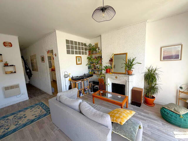 Appartement 2/3 pièces - 64,27 m2- Marseille 8ème - 245 000 € * — photo du bien