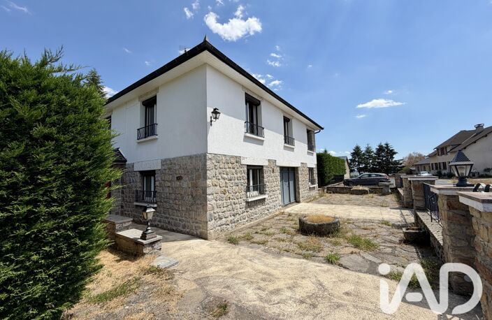 Vente Maison/villa 9 pièces — photo 3