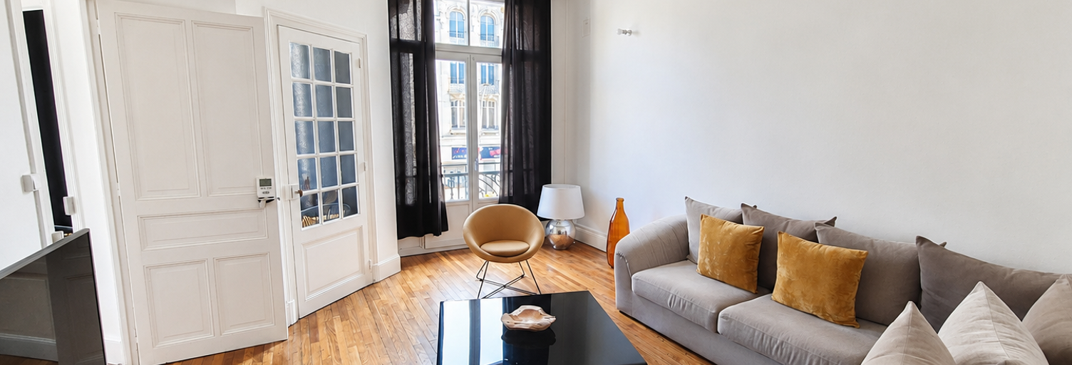 Immeuble  450 m² à vendre à Charleville-Mézières (08000)