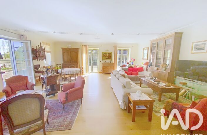 Vente Maison/villa 7 pièces — photo 2