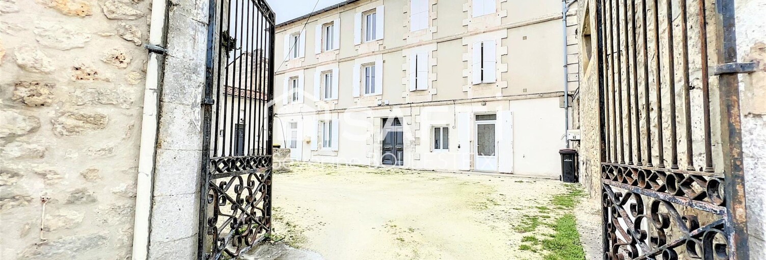 Immeuble  180 m² à vendre à La Couronne (16400)