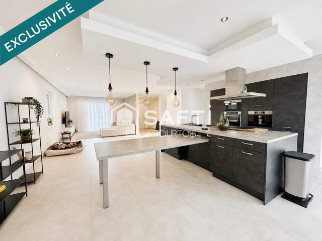 Maison contemporaine aux prestations de qualité — photo du bien
