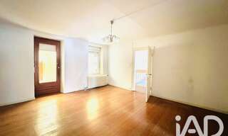 Immeuble  250 m² à vendre à Hundling (57990)