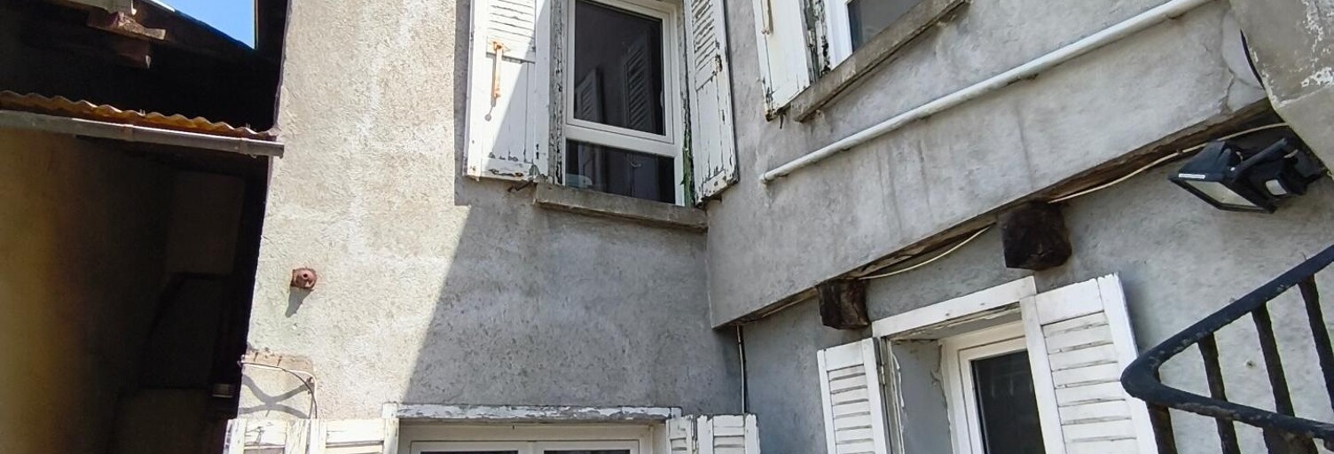 Immeuble  146 m² à vendre à Decazeville (12300)