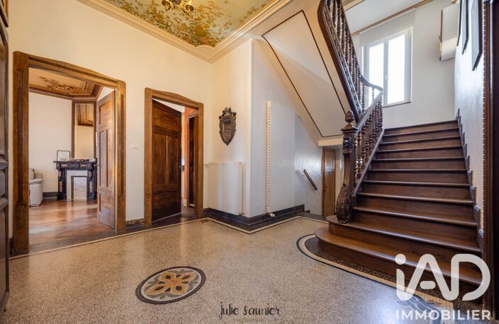 Vente Maison/villa 8 pièces — photo 2