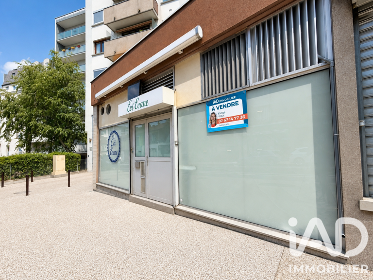 Vente Boutique/Local commercial 100 m&sup2; — photo 1
