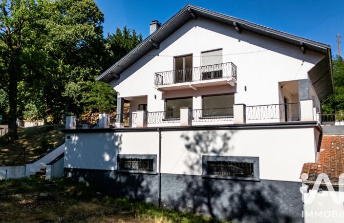 Vente Maison/villa 7 pièces — photo 2