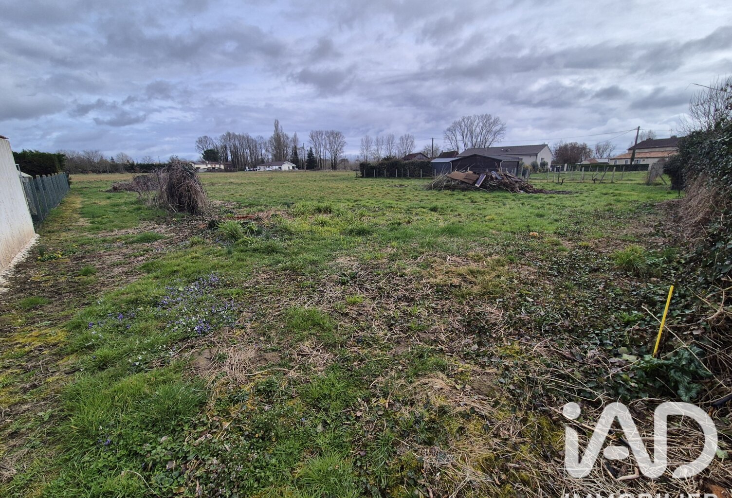 Vente Terrain à bâtir 1 142 m&sup2; — photo 1