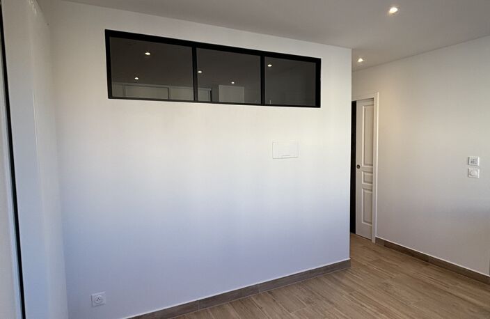 Vente Appartement 2 pièces — photo 2