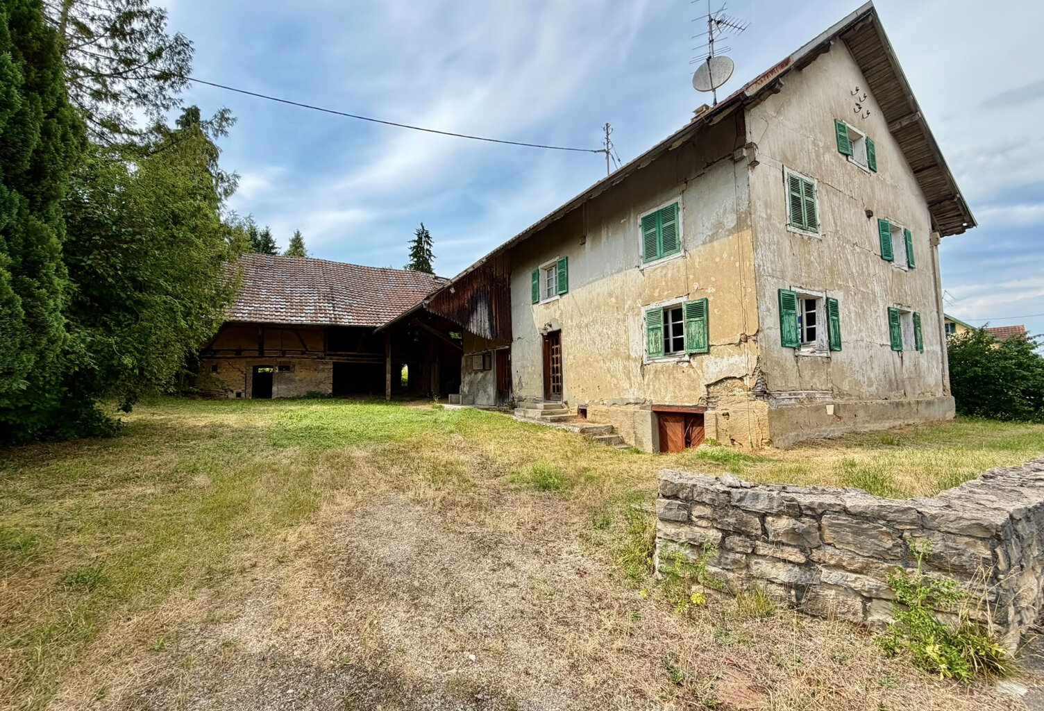 Vente authentique maison Alsacienne à rénover -- Proche Suiss — photo 1