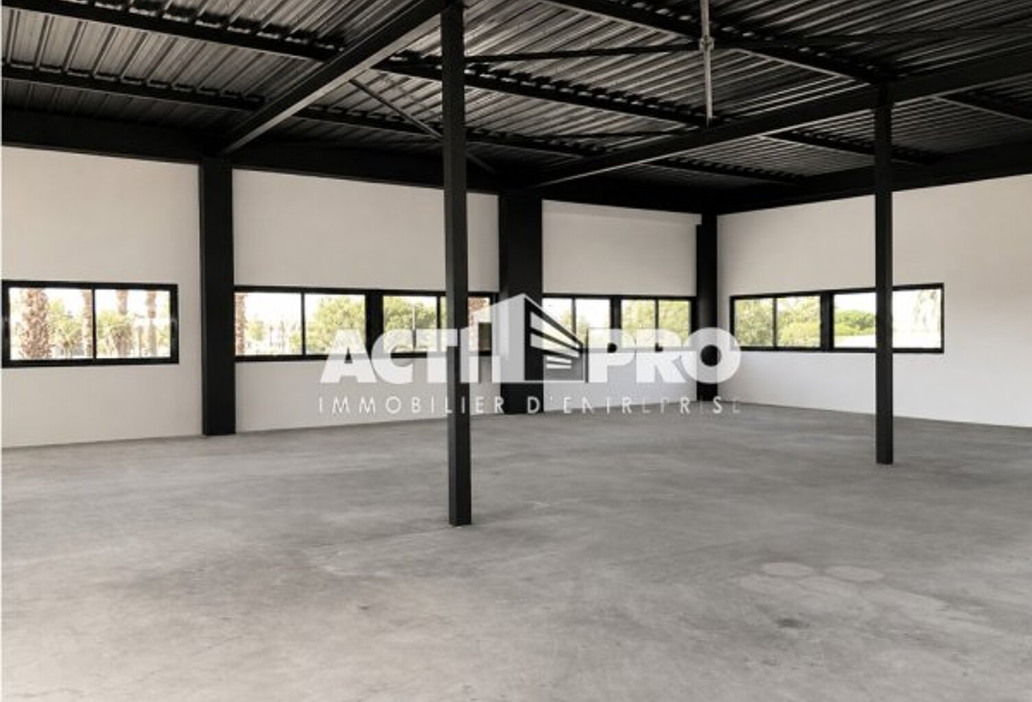 Bureaux à louer — photo 1