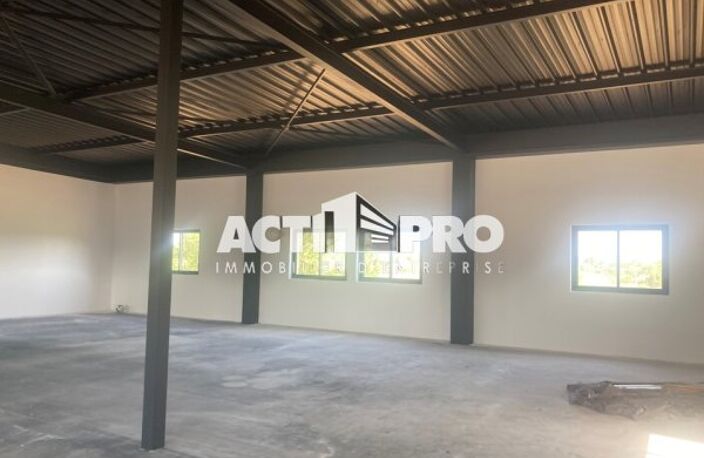Bureaux à louer — photo 2